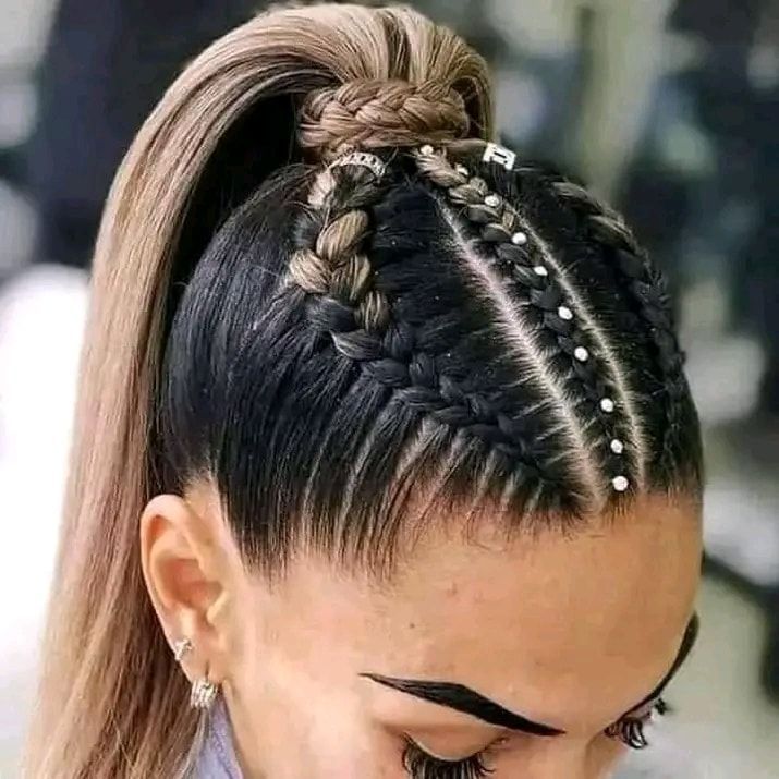 Peinados con trenzas – Una amiga para hacernos trenzas